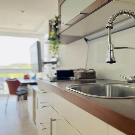 Huneke 2 Modern Retreat